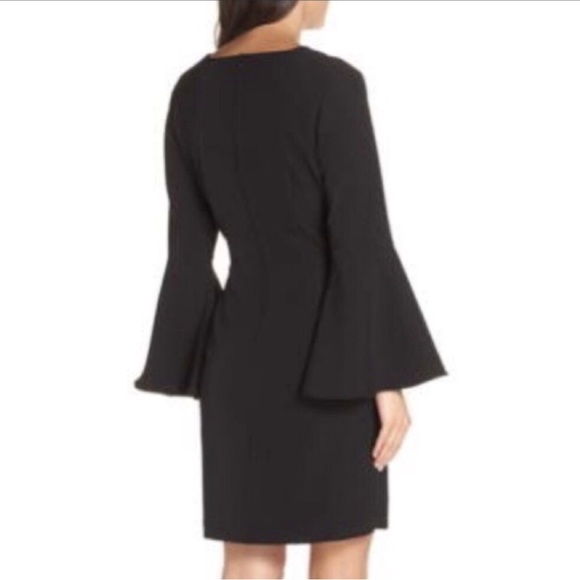 Sam Edelman  black  long sleeve Wrap dress with Bell Sleeves Size 0 NWT - Picture 2 of 8